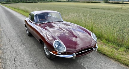1961 Jaguar E-Type Flat-floor