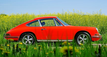 DLS Automobile Porsche 911 2.0S Coupe