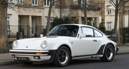 1990 Porsche 911 3.2 Carrera Supersport (RHD)